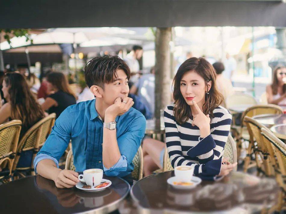 张雨绮|半年两个小奶狗,张雨绮真的是恋爱脑?