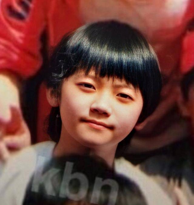 1米7的女孩子就已经算得上是比较高的了！姜文刘晓庆