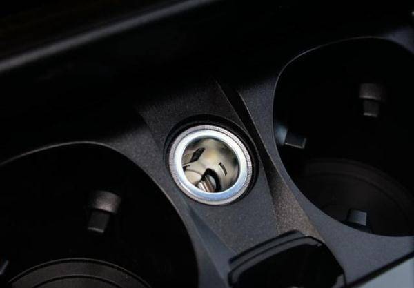 汽车点烟器别浪费不用建议大家这样做车车适用