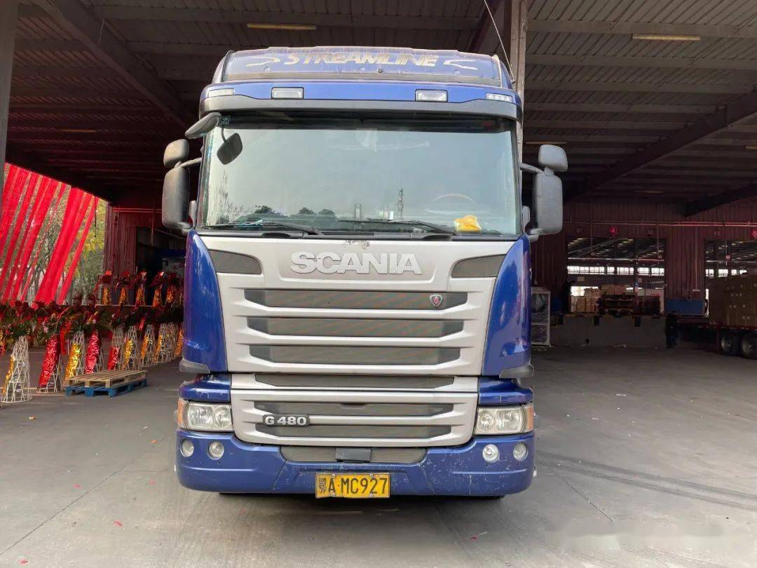 当年的顶配车运营超百万公里偶遇曾经的斯堪尼亚g48050周年主动安全