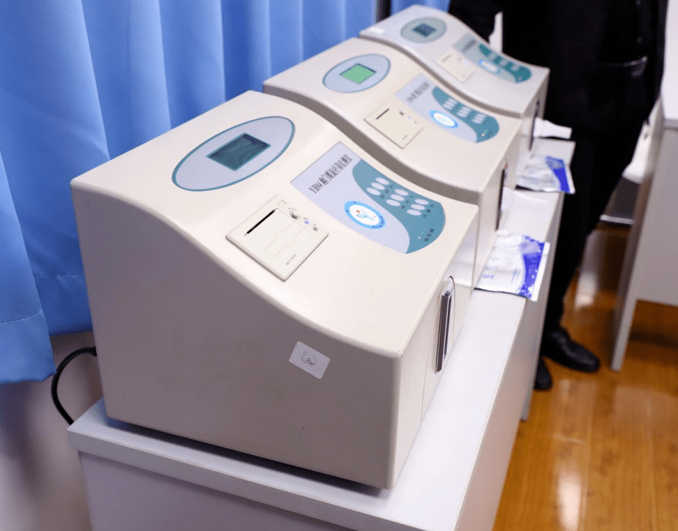 上海德济医院消化内科采用的是c14呼气试验诊断方法,只需吹上2至3分钟