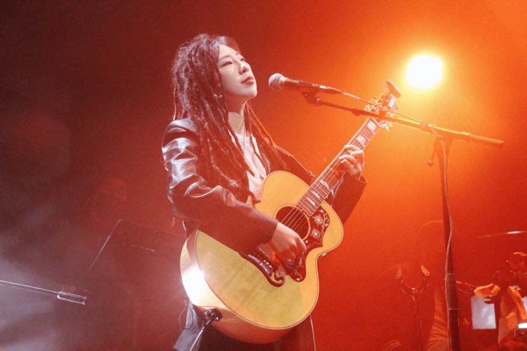 这位风格多变的独立音乐人,你有必要认识她_李上安_山丘_听众