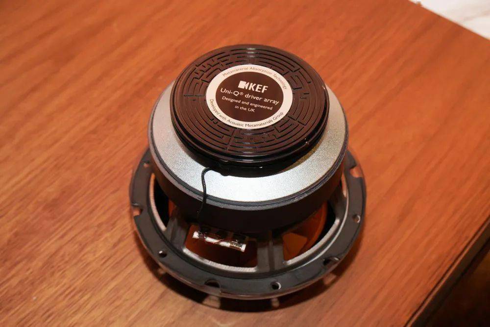 兼具时尚美学与hifi音质的无源书架箱kefls50meta