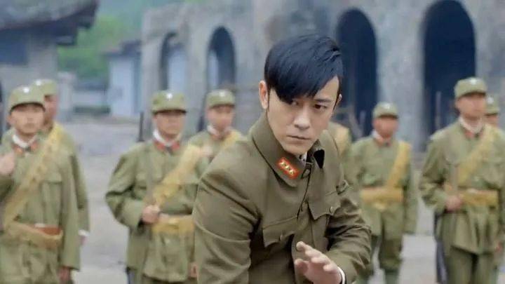 《热血勇士》曾在上海,天津地面频道播出,凭借演员精湛的演技,高潮