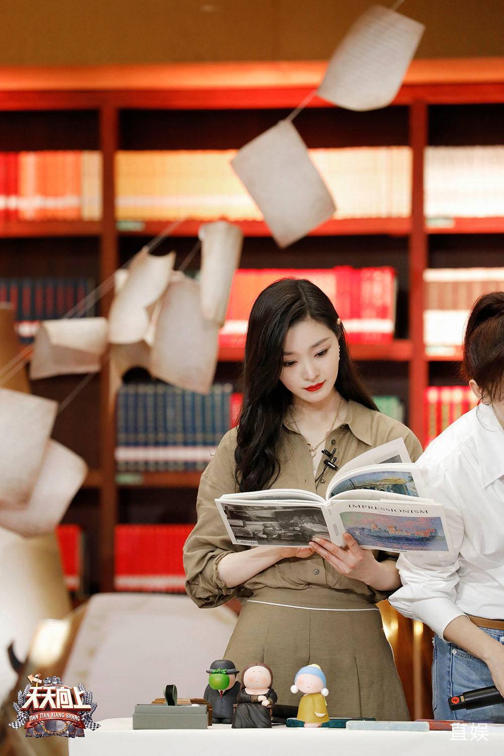 宋轶担当《天天向上》嘉宾 温柔声线讲述动人故事_观众_演剧_书单