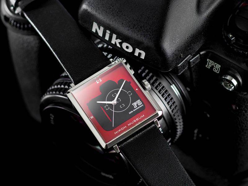职业|尼康 F5 25 周年纪念腕表发布：约 1110 元，限量 300 件