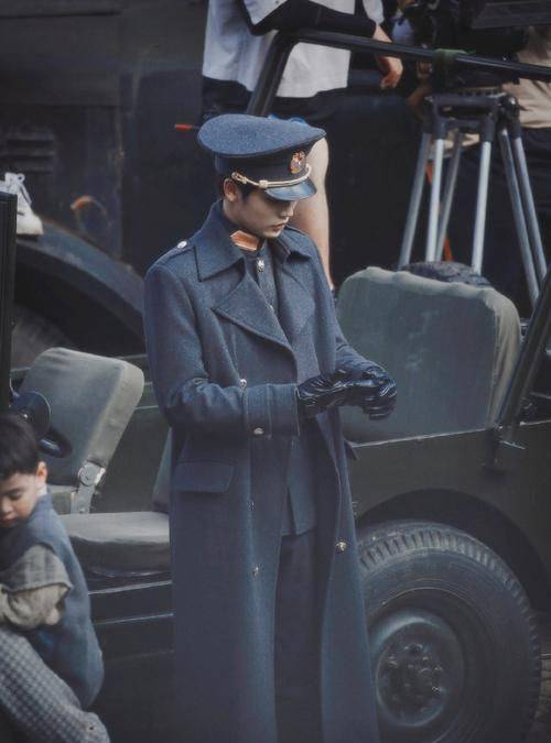 01,陈伟霆的张大佛爷陈伟霆在《老九门》的剧中扮演九门之首的张大