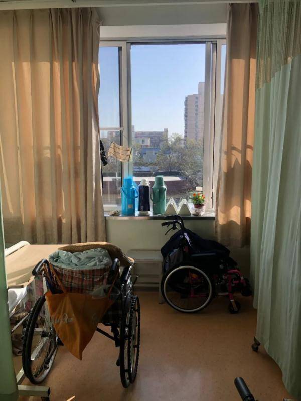 风险|小心！孩子们在冒着风险下腰