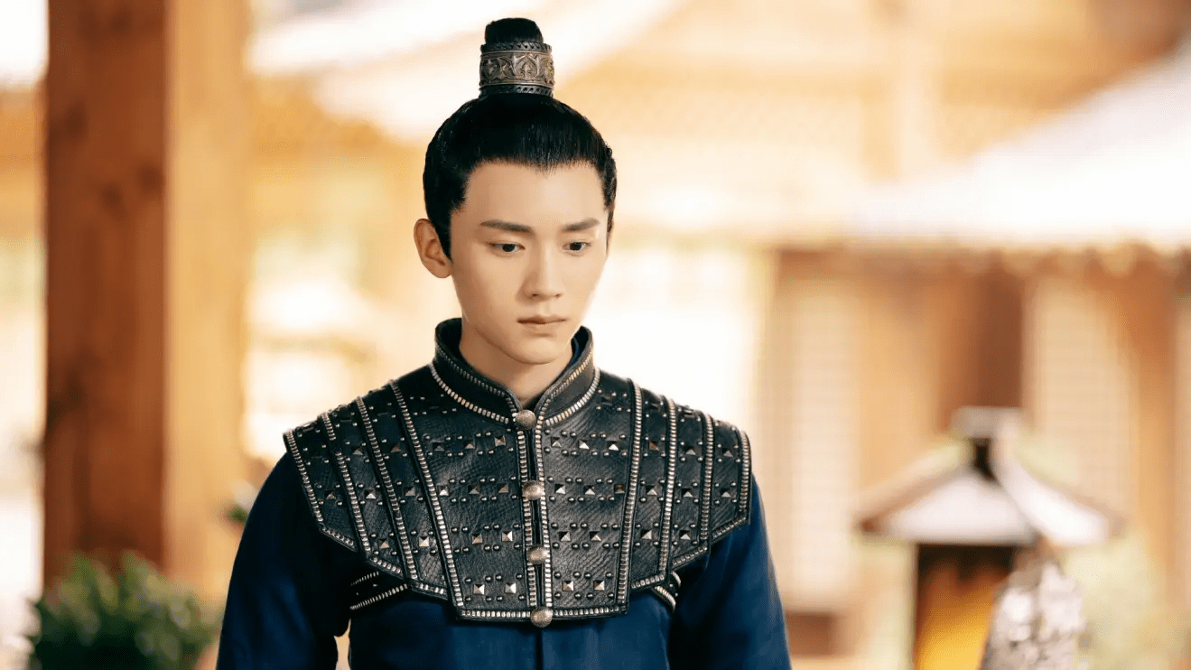 凤归四时歌收官周翊然饰演冷面侍卫钟离