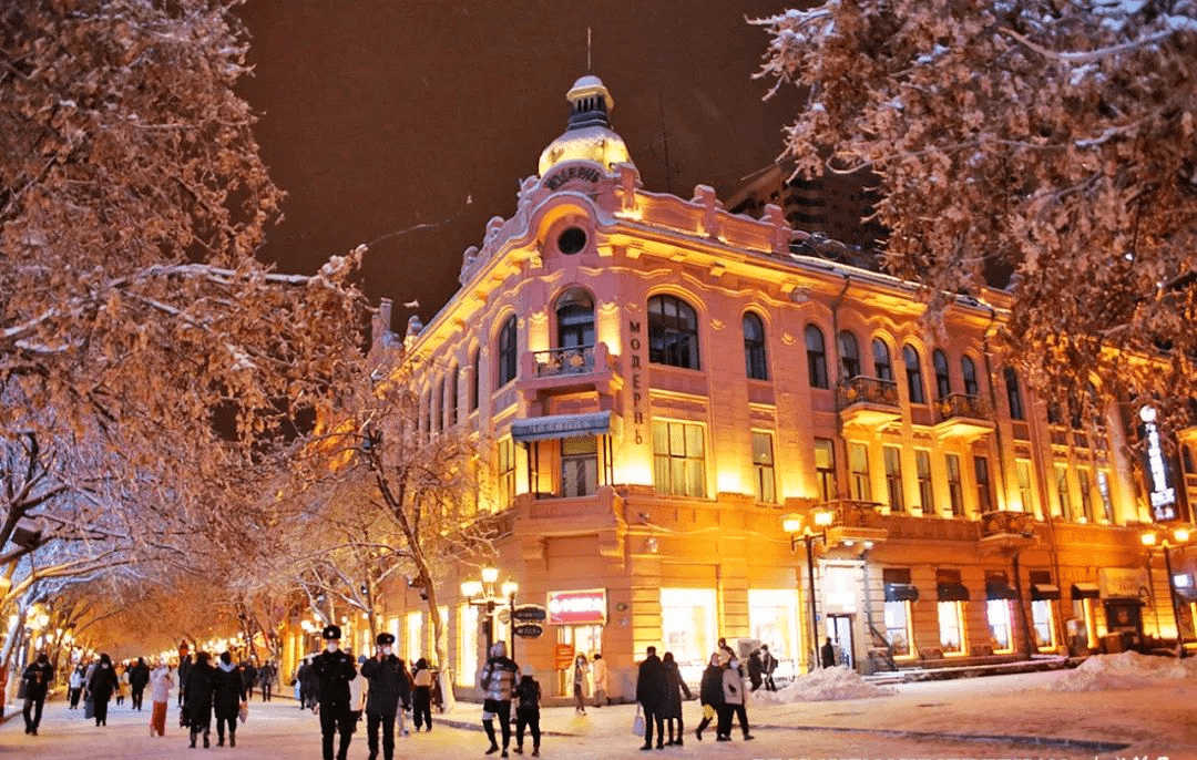 暴雪过后的哈尔滨中央大街,比欧洲的街道还美!_冻雨_冰城_图片