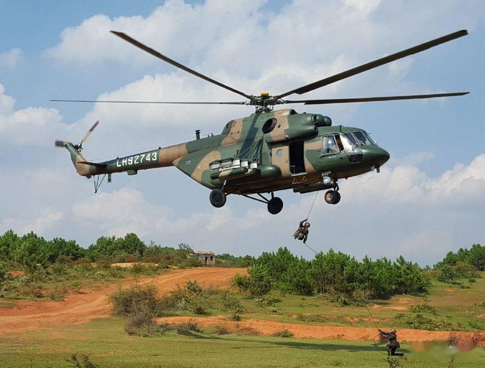 直升机_颜色_作战实力