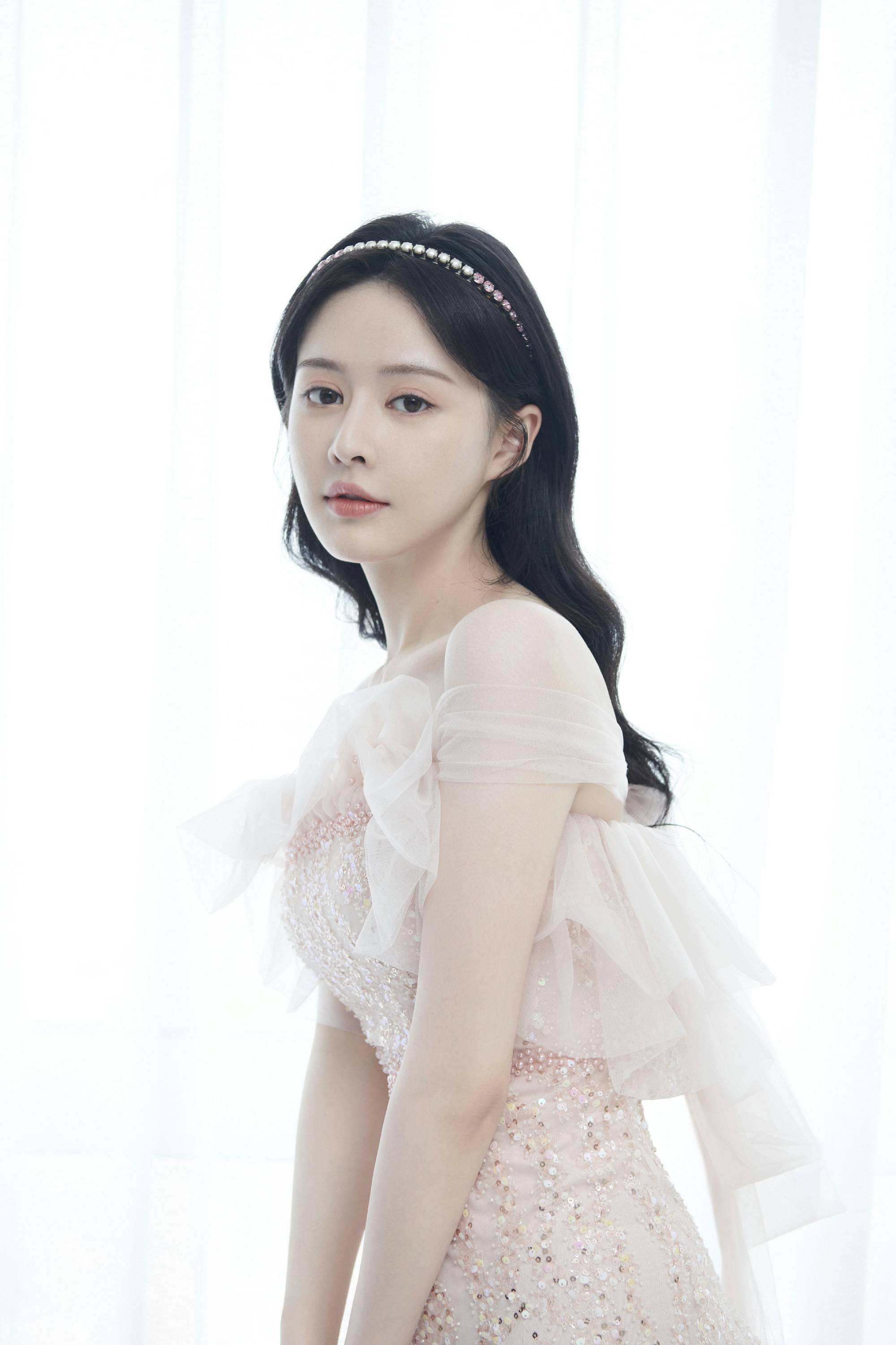 导演请指教官宣,云千千再现倚天屠龙记名场面化身经典