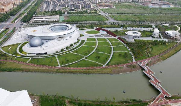 科学伴你同行——上海科技馆迎来开馆20周年
