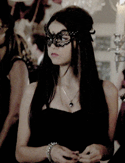 《吸血鬼日记》中的k女王katerina