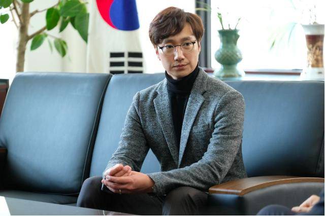 用尺度拍出上流社会的人心腹黑,这部韩国电影真相了