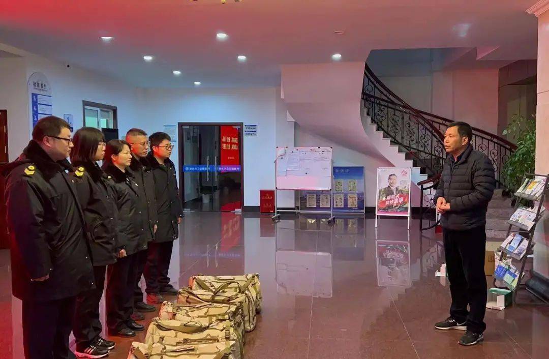 我市迅速行动要求我市派出卫生监督应急分队驰援上虞我市卫生监督所接