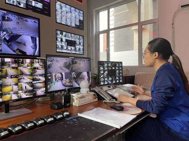 听消防员在乡村广播站里说冬季防火常识