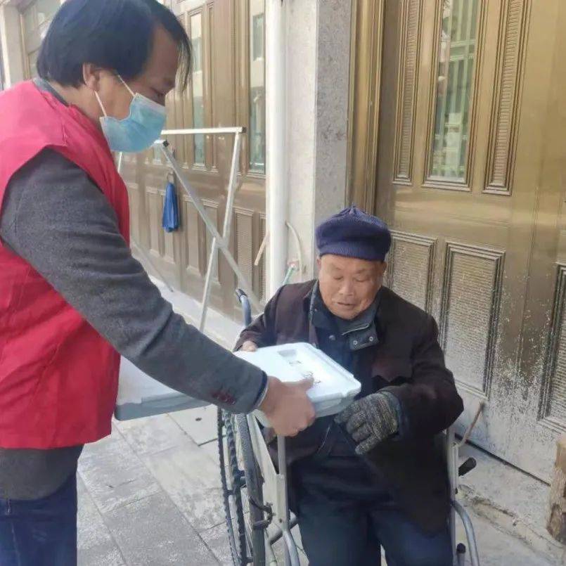 送餐上门!泰顺这家养老服务中心好样的_老人_疫情_用餐