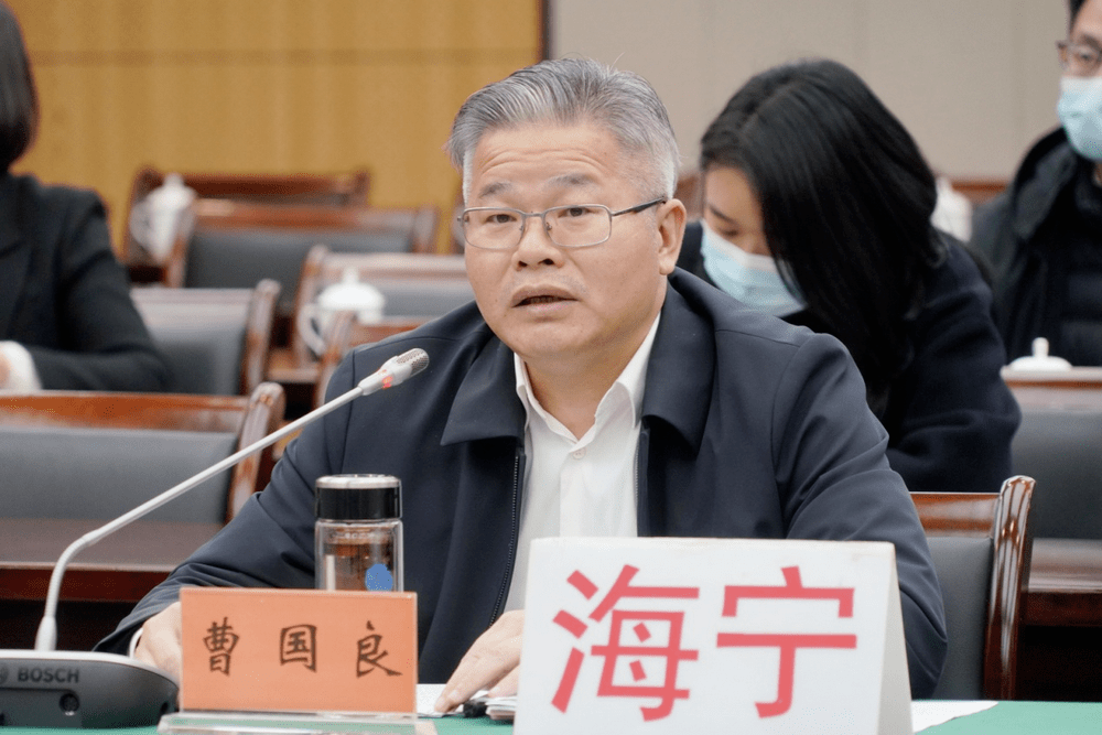 会上,两地还开展了2021年海宁-武义"消薄飞地"返利举牌仪式.