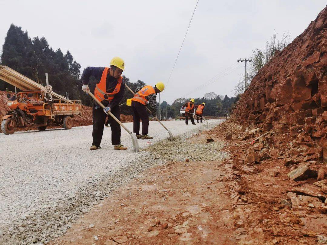 具备通车条件约有300公里新改建农村公路项目预计春节前连接市域周边