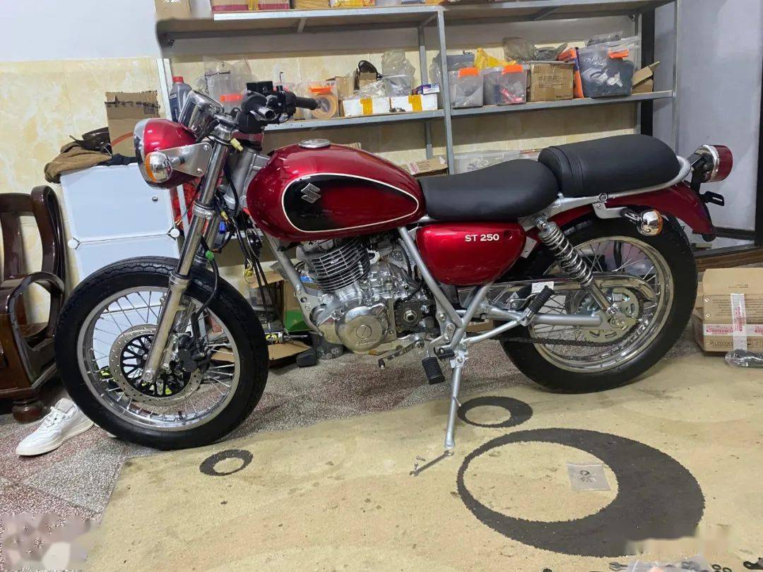 经典老车suzukist250大翻新投稿