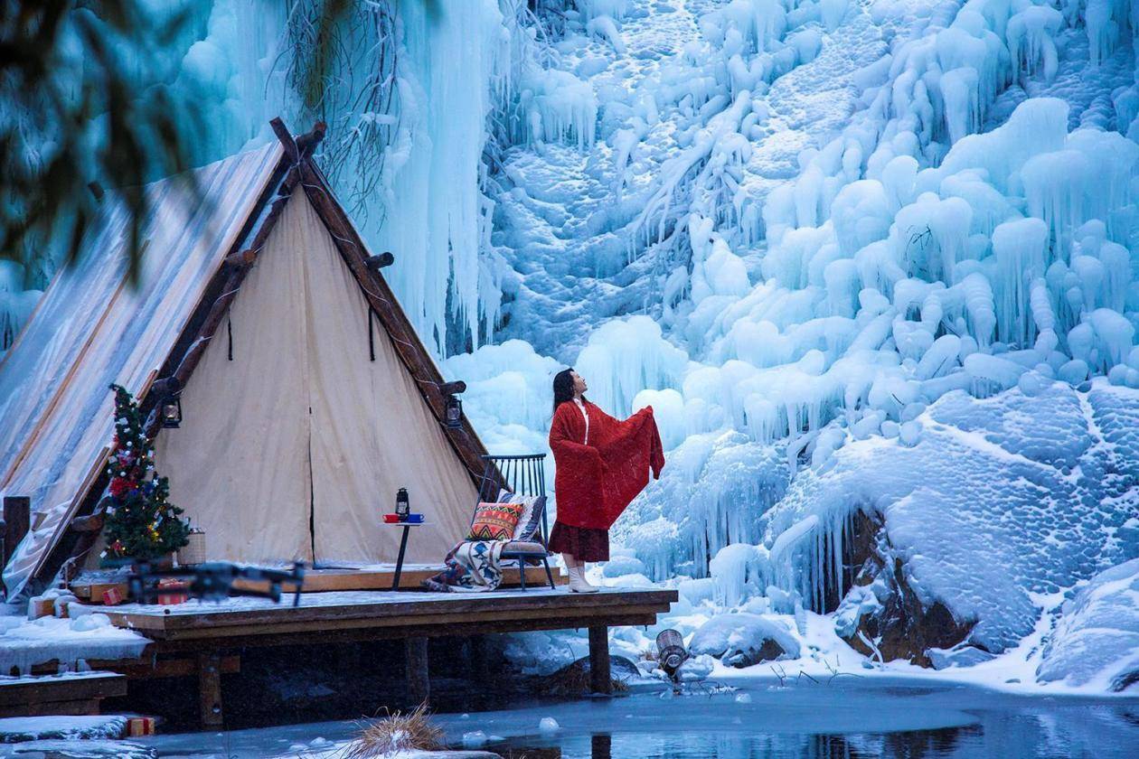 济南|山东济南九如山雪后银装素裹 飞瀑冰封