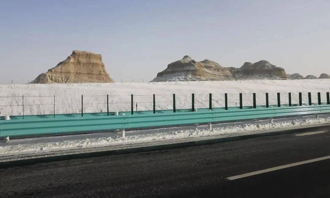 乌阿高速公路图片