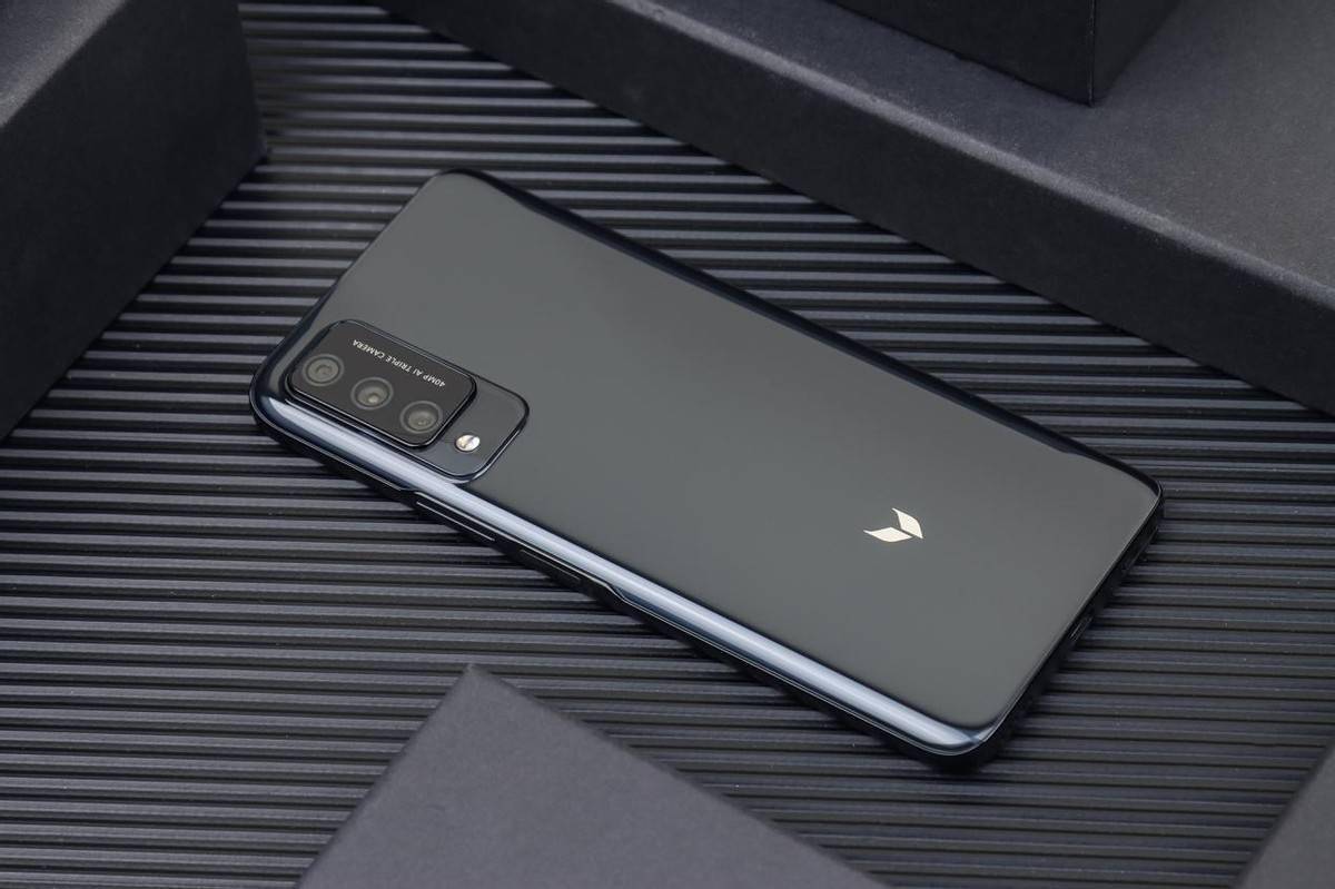 麦芒10正式开售科技与时尚兼具的丰富体验触手可及