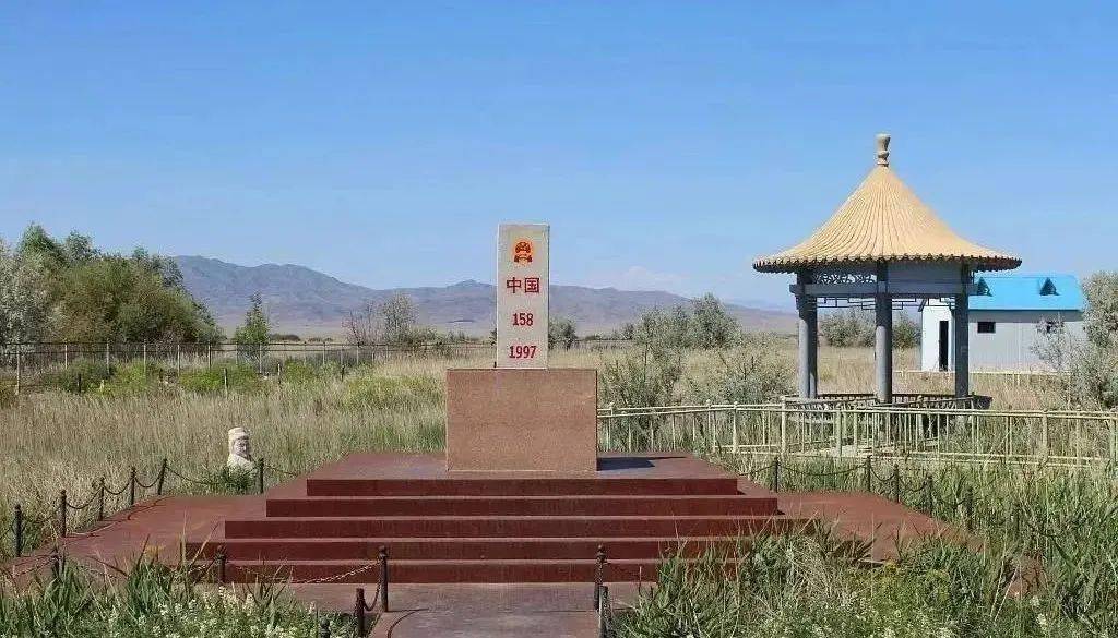 【走进新疆】新疆公铁边境口岸二_红山嘴_阿勒泰市_县境