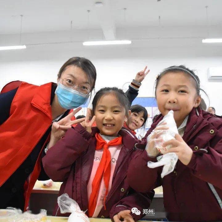 我的城|践行社会责任 传递冬至温暖—郑州滨河假日酒店蝶湖小学冬至日