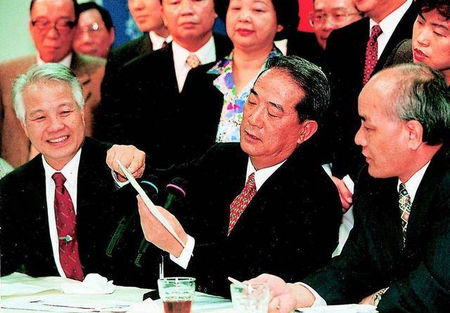 政坛老将的最后一搏