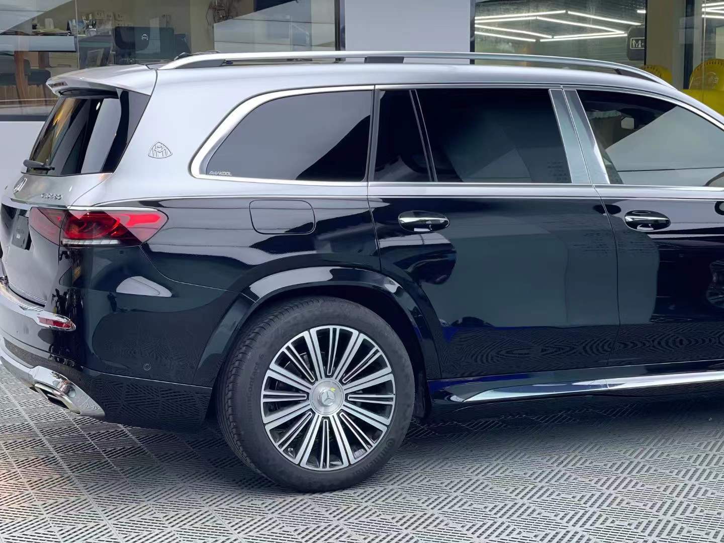 内饰奢华似夜店体验迈巴赫gls480的高级感