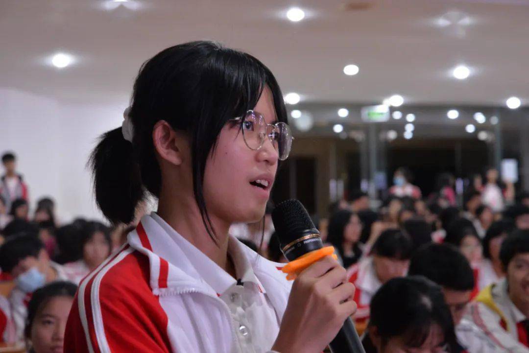 撰稿 | 高二9班梁盈摄影 | 阳春一中foucs摄
