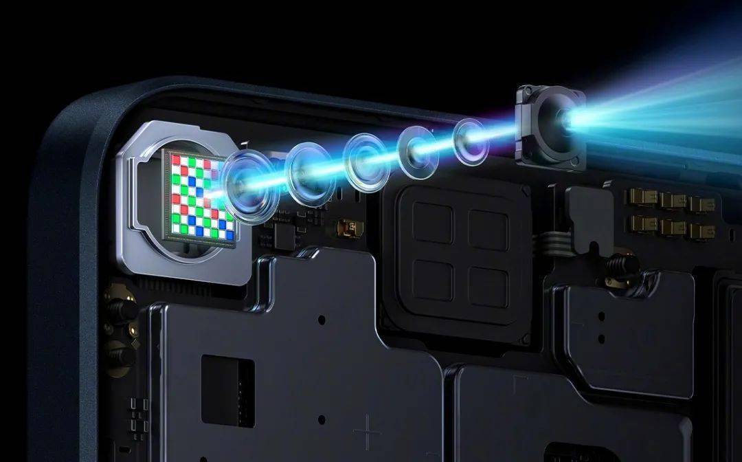 今年最后一款红色手机，过分美丽