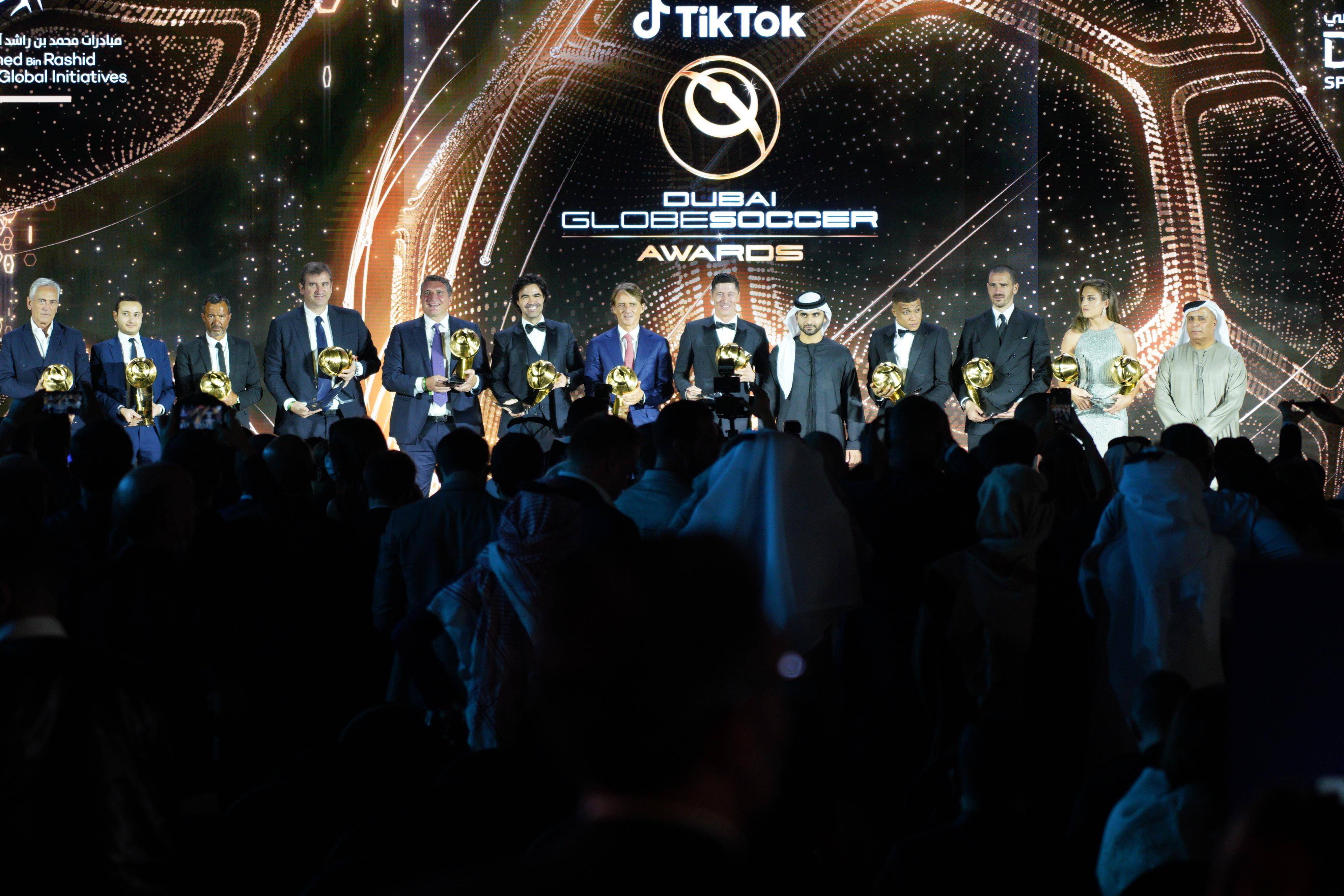 姆巴佩获得2021年环球足球奖年度最佳男球员奖