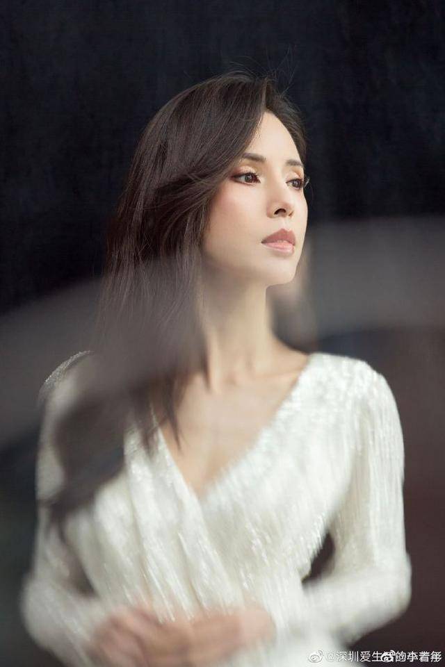 娱乐圈的女明星都是冻龄吗难以想象她们都已经这个年纪了