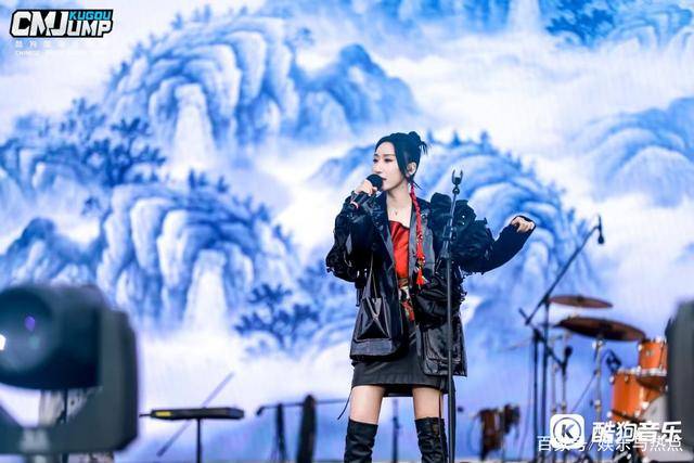 等什么君亮相酷狗cmj国潮音乐节,携手国风乐队传递全新国潮体验