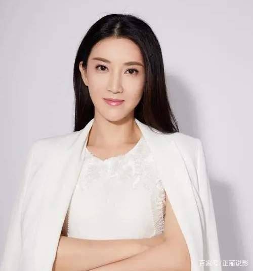 伍燕被主持界耽误的歌星为什么淡出了观众的视线了