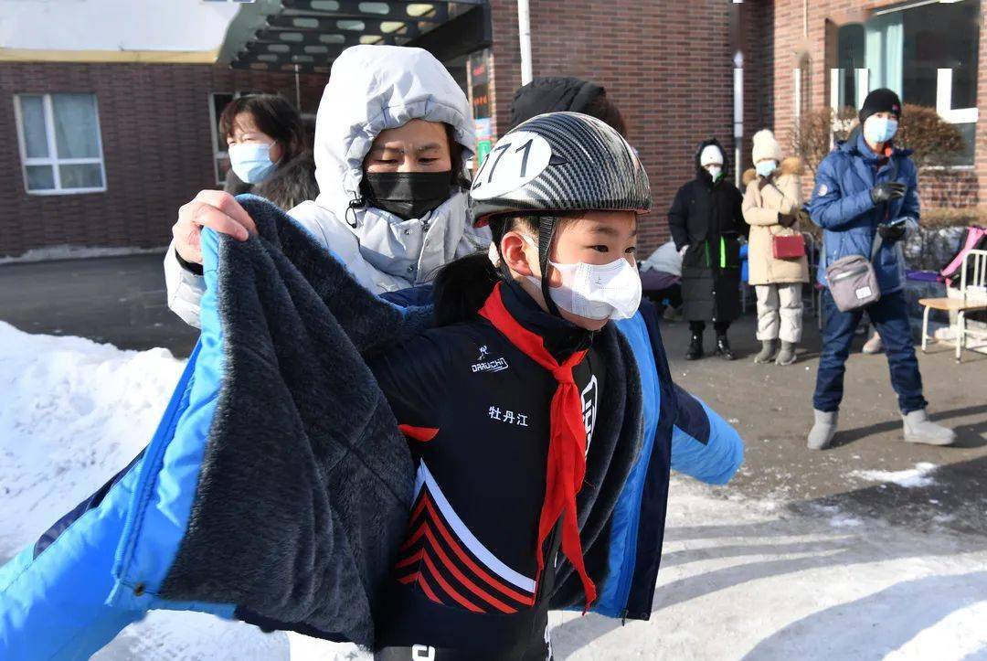 牡丹江|“迎冬奥·爱冰雪”牡丹江冬季运动达人｜少年冰上飞驰，展现雪城“冰雪力量”