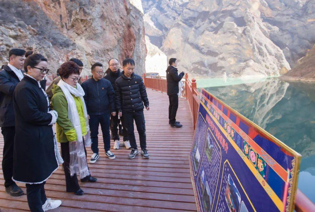 得荣县高端网站建设的简单介绍