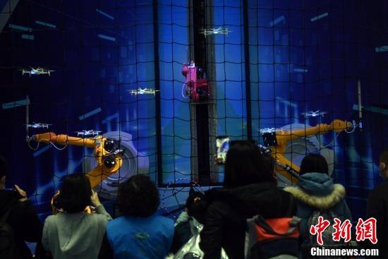 观众|中国科技馆“智能”展厅携多款机器人亮相