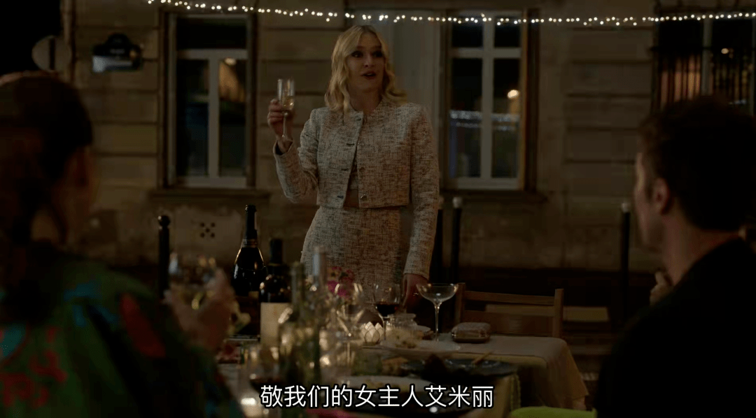 the|巴黎版《小时代5》开播被狂嘲，伪法式穿搭太辣眼，“最美星二代”的脸也撑不住？