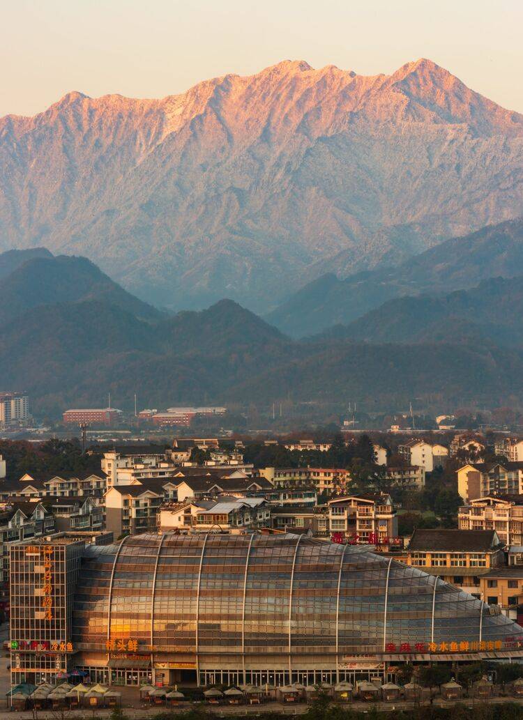 太子城|这里是都江堰，离雪山最近的公园城市！