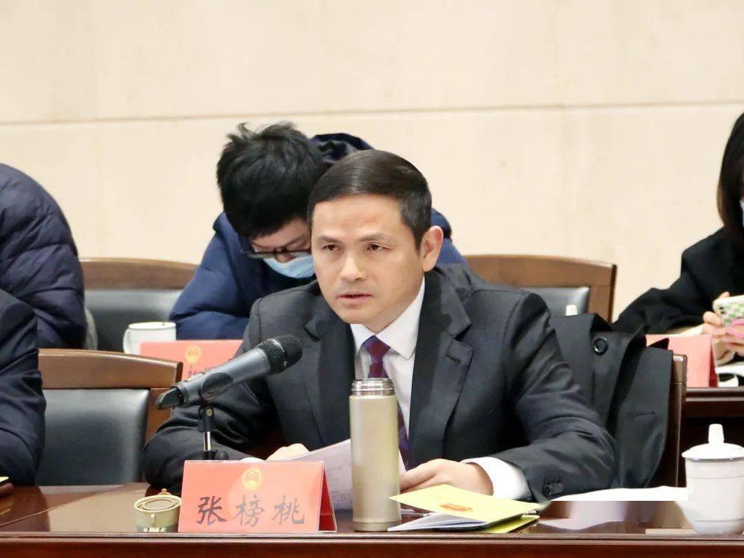 实施表态发言▲市文化广电旅游局局长朱云华作《温州市全民阅读促进