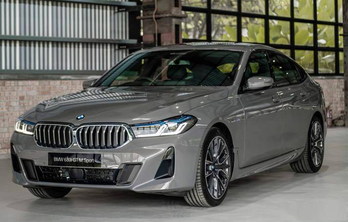 现在说是不是有点晚宝马多款车型今年再次减配