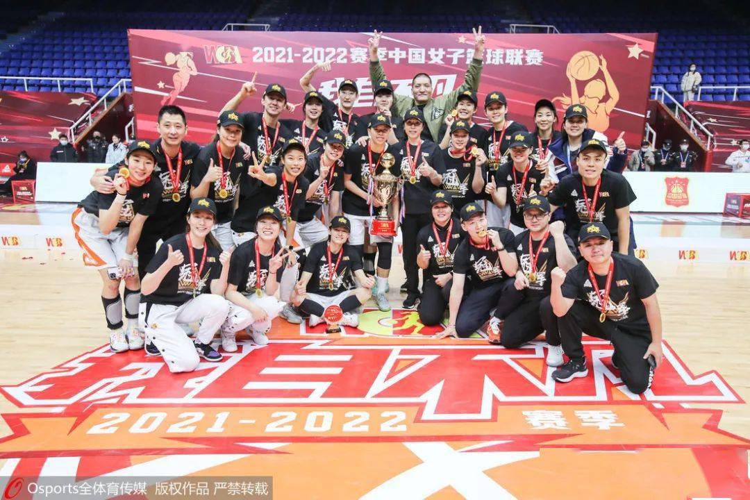 WCBA|体育产业早餐1.3|梅西染新冠暂无症状 内蒙古女篮卫冕WCBA