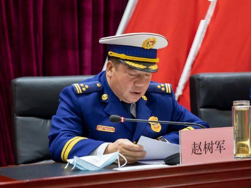滨海新区消防救援支队隆重举行新消防员任职授衔仪式暨总结表彰大会