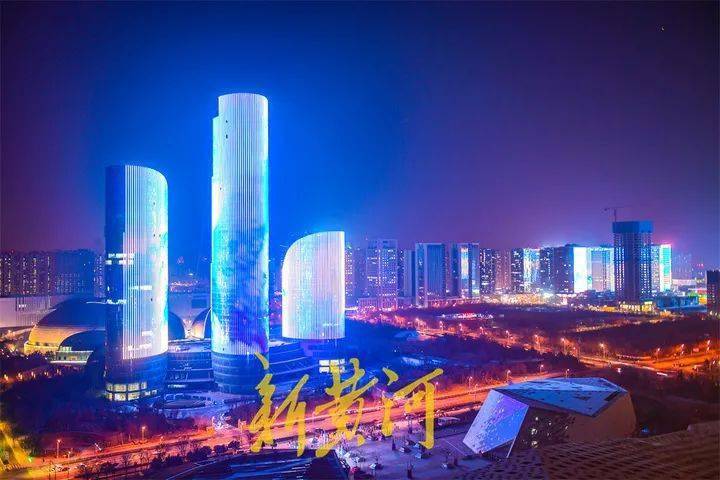 外滩灯光秀2022元旦 eb45c791b5c94091b2ecc2ffe22bf484.jpeg