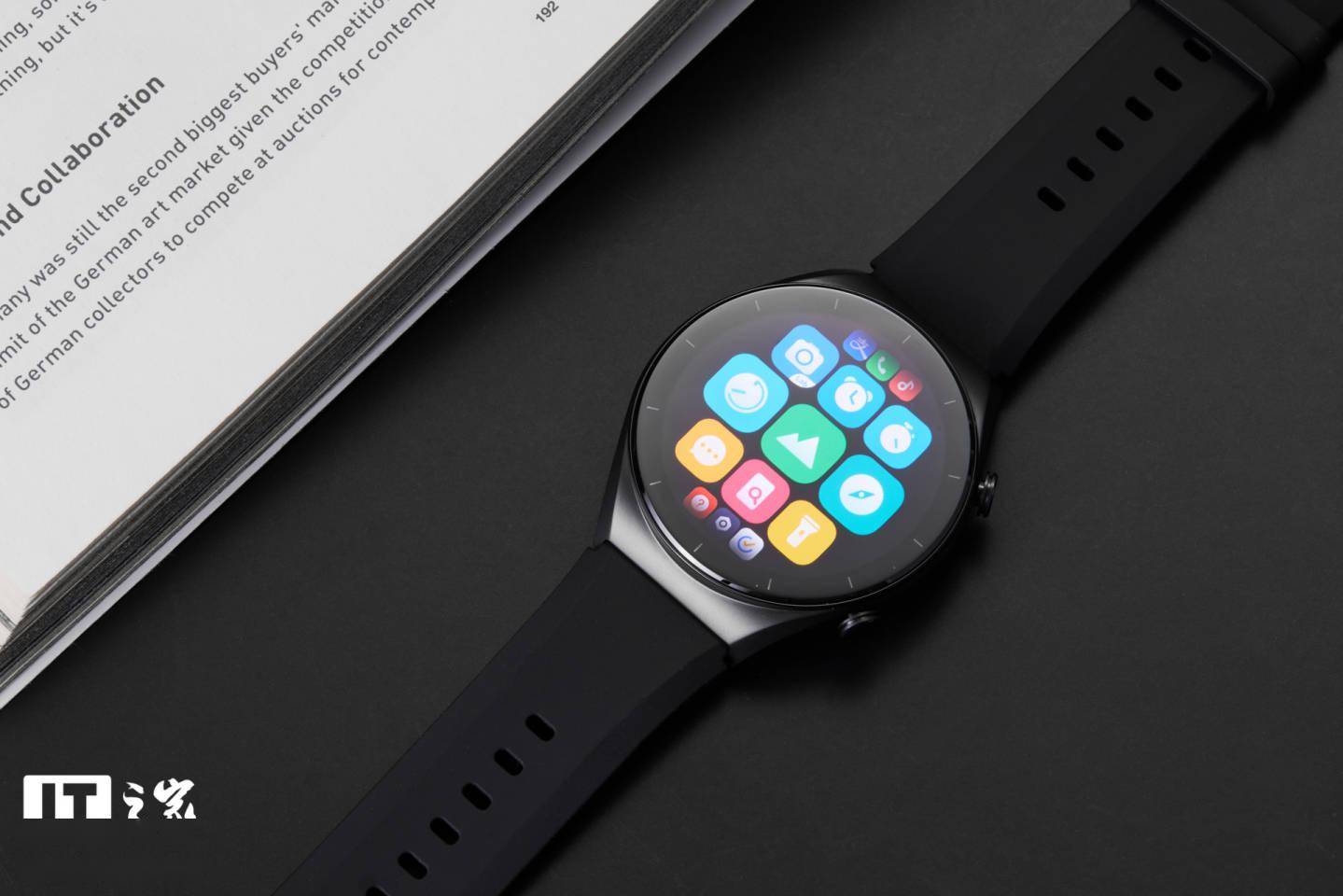 圆形|【IT之家开箱】小米Watch S1智能手表图赏：圆形表盘 + 12天续航