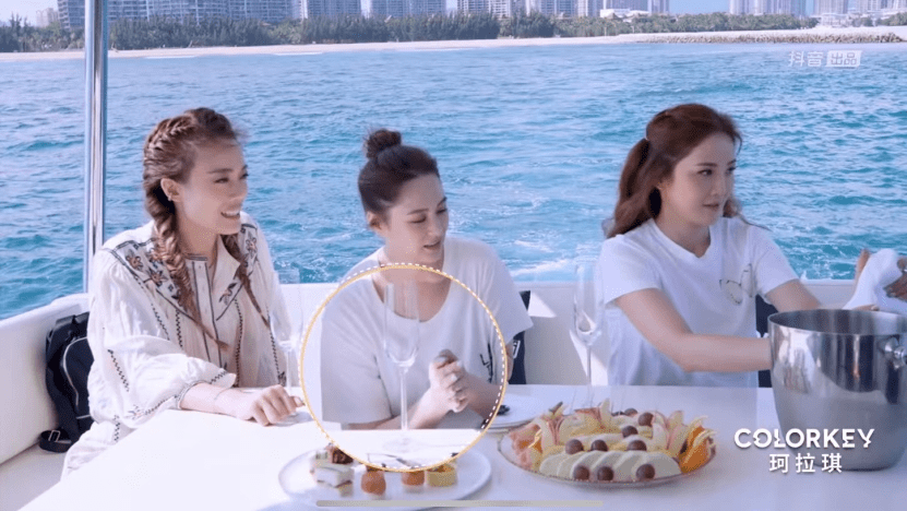 三角|二十二年前磕的CP,现在还在发糖?